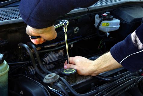 Don't Try This at Home: 8 DIY Car Repairs You Shouldn't Do Yourself ...