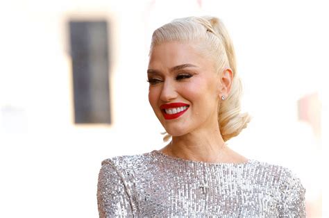 Gwen Stefani's New Look Receives Mixed Reaction: 'What Did She Do ...