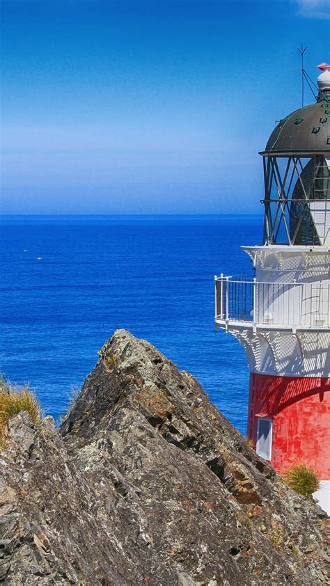 Cape Palliser lighthouse, New Zealand - backiee