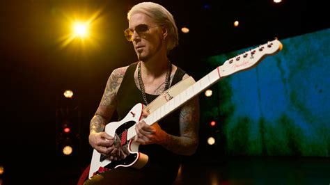 John 5 Unveils Fender "Ghost" Telecaster Artist Signature Guitar