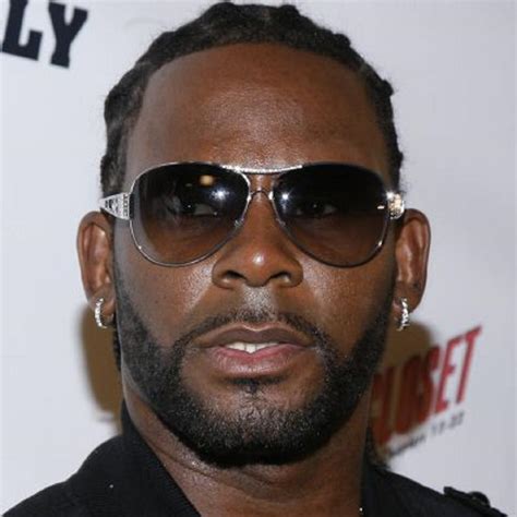 R. Kelly Net Worth (2021), Height, Age, Bio and Facts