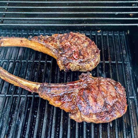 Grilled Tomahawk Steak Recipe - grillonadime.com