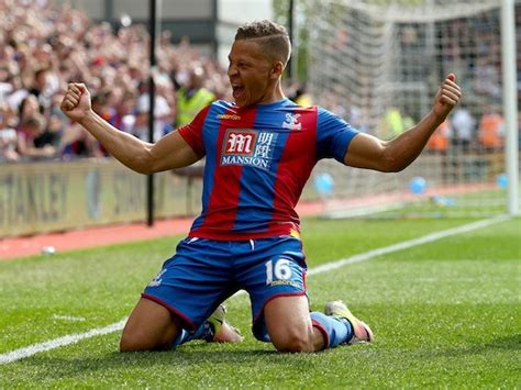 Dwight Gayle guides Crystal Palace comeback against Stoke City - Sports ...