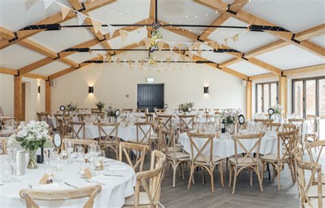 Hanbury Wedding Barn | Horseradish