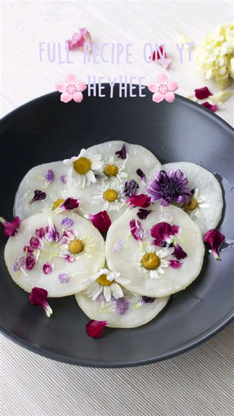 Hwajeon aka flower rice cake recipe🌸 | Rice cake recipes, Recipes, Rice cakes