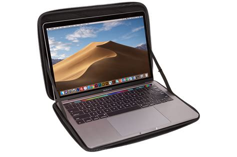 Thule Gauntlet Laptop Case 13 inch | Black | 3203971