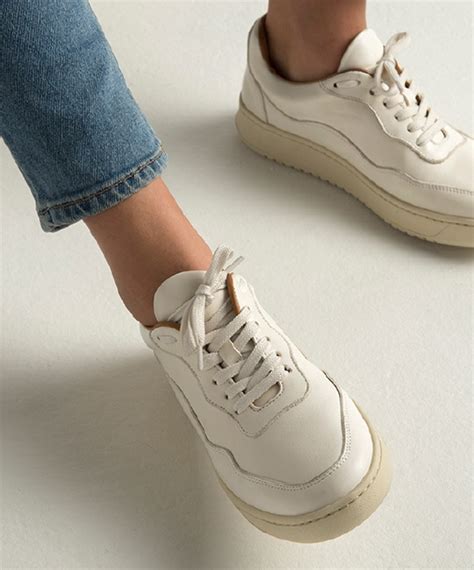 Sneakers Made from Recycled and Natural Materials Created by New Movements