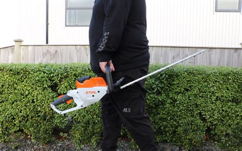 STIHL HSA 60 BATTERY CORDLESS HEDGETRIMMER | STIHL SHOP