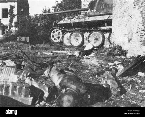 Shot-down German Panzer V 'Panther' in the Falaise pocket, 1944 Stock Photo: 48341178 - Alamy