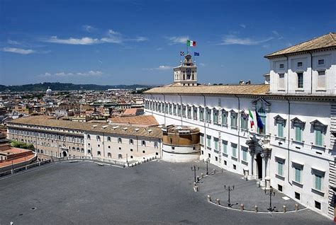 Palazzo del Quirinale in Rome. | Palazzi, Brutalismo, Gallerie fotografiche