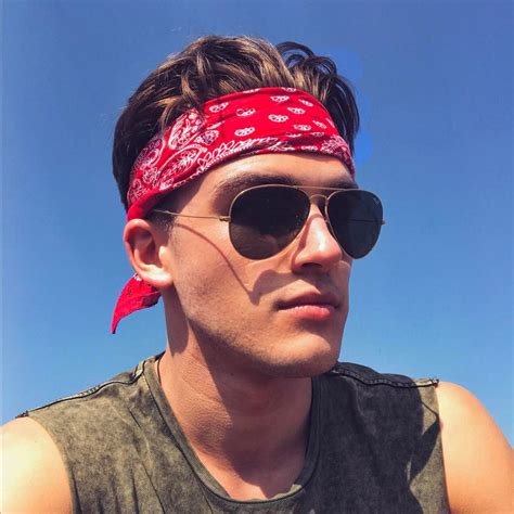 #bandana • Photos et vidéos Instagram Coachella Men, Coachella 2019, Coachella Outfit, Festival ...