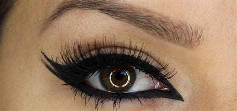 Ladies, Here Are 15 Other Eye Liner Styles Apart From Cat Eye That You Should Try