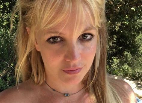 Britney Spears é comparada a paciente em coma por seu advogado em caso de tutela - Quem | QUEM News