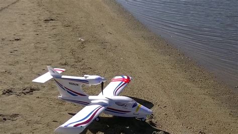 RC Float Plane Flying off Lake Hemet, CA, 8 11 2016 - YouTube