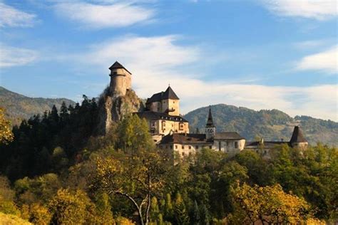 Why are there so many castles in Slovakia? | Castle, Landlocked country ...