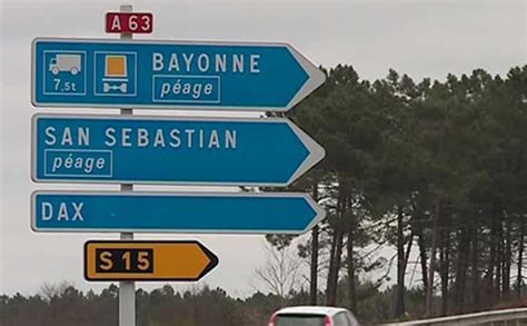 French road types and signs (and what they mean) - Freewheeling France