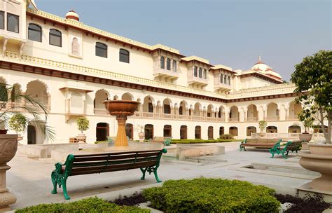 Passion For Luxury : RAMBAGH PALACE, JAIPUR