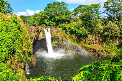 10 Best Waterfalls in Hawaii - Escape to Hawaii’s Most Beautiful Natural Waterfalls – Go Guides