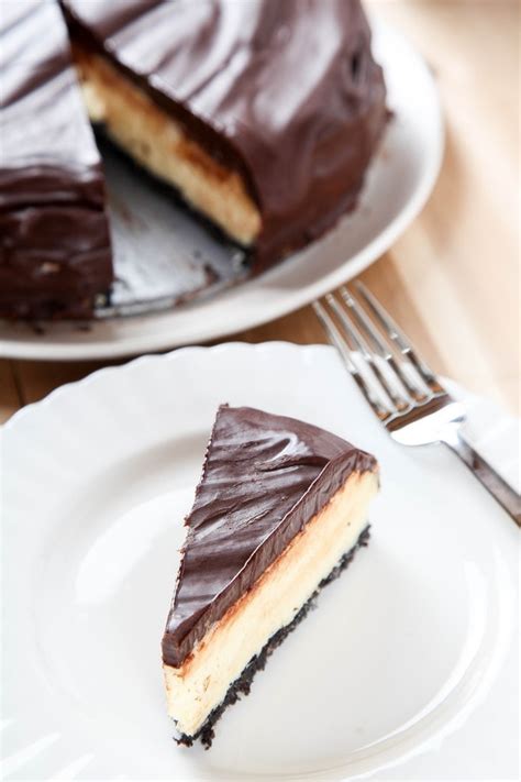 Bailey's Cheesecake Recipe - Baking Beauty