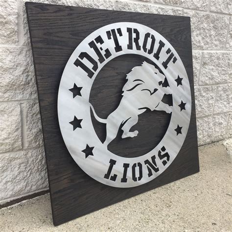 Detroit Lions on Wood | Detroit lions, Detroit, Contemporary wall