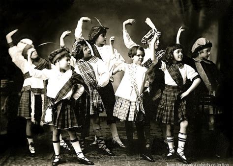 Traditional Scottish Dance – Amazing Vintage Photos Show the Highlands ...