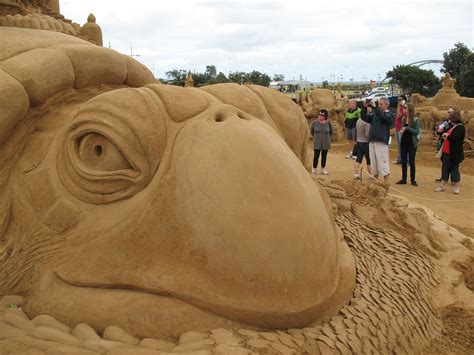 The amazing adventures of Cazzbo: Sand Sculptures (Frankston Beach)