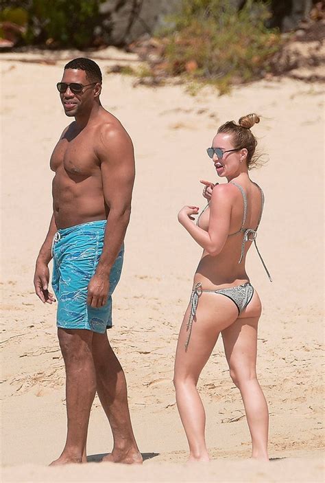 Michael Strahan Shows Plenty of PDA With Bikini-Clad Girlfriend Kayla Quick During Sexy Vacay ...