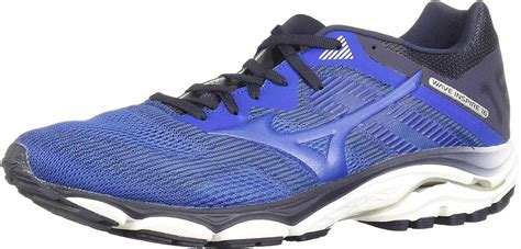 The 7 Best Running Shoes for Men With Flat Feet