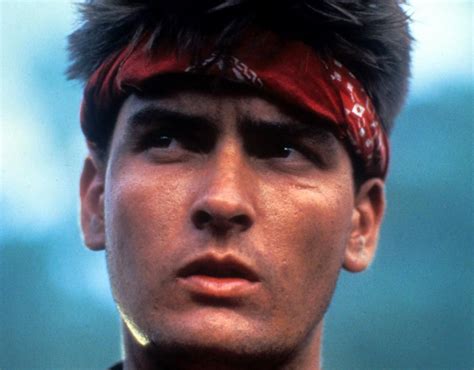 Charlie Sheen plays Chris Taylor in 'Platoon', 1986 | Charlie Sheen in ...