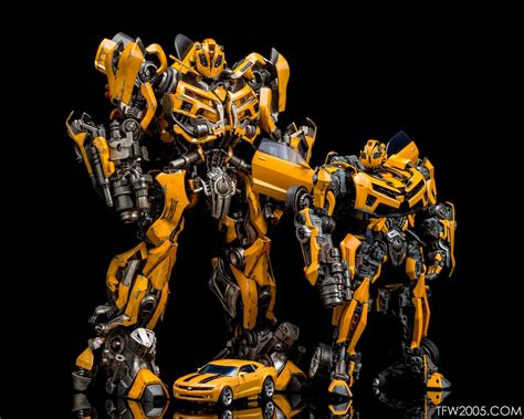 Bumblebee - Dark of the Moon - Reflector @ TFW2005