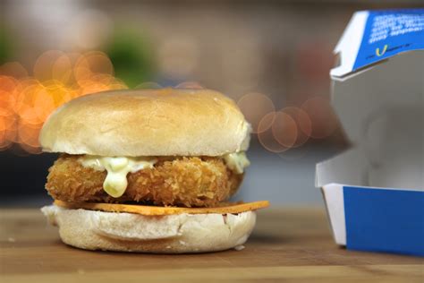 Vegan McDonald's Series: Filet O Fish | The Edgy Veg