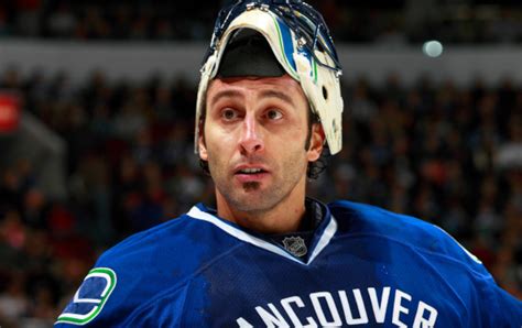 Report: Canucks trade goalie Roberto Luongo to Panthers - Sports Illustrated