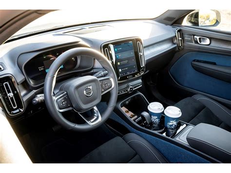 2023 Volvo C40 Recharge: 92 Interior Photos | U.S. News