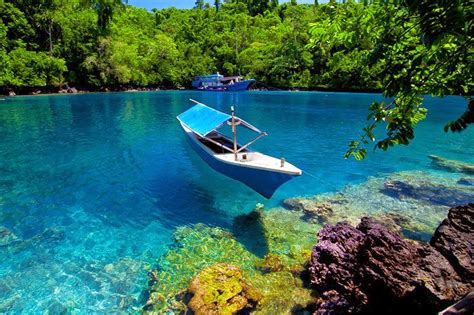 Sulamadaha Water Clarity Beach in Ternate, North Maluku Indonesia | Indonesian Islands Culture ...