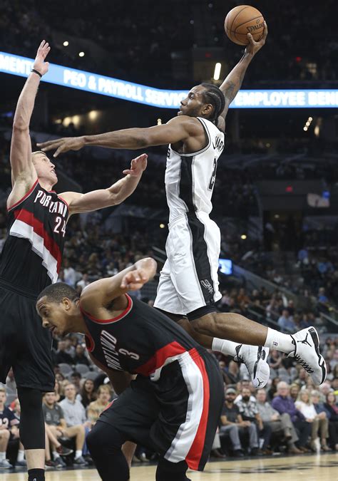 Kawhi Leonard unleashed another devastating dunk on the Trail Blazers - San Antonio Express-News