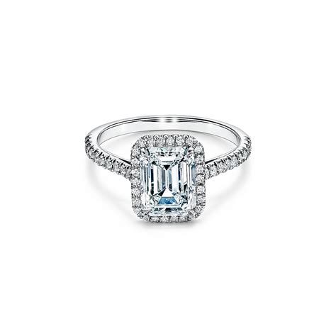 Tiffany Soleste emerald-cut halo engagement ring with a diamond platinum band. | Tiffany & Co ...