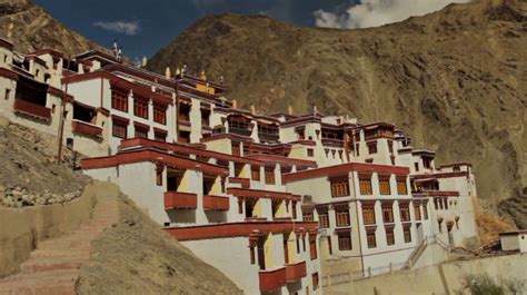 Himalayan Monasteries - Hiking on the Moon