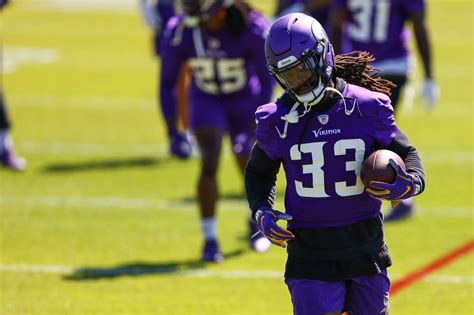 Minnesota Vikings: 5 early winners from the 2021 offseason - Page 3