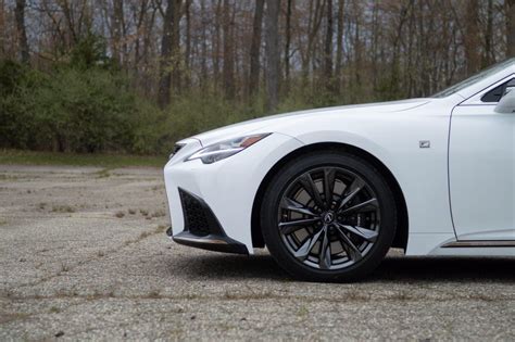 2021 Lexus LS 500 F Sport is sprightly for something so large - CNET