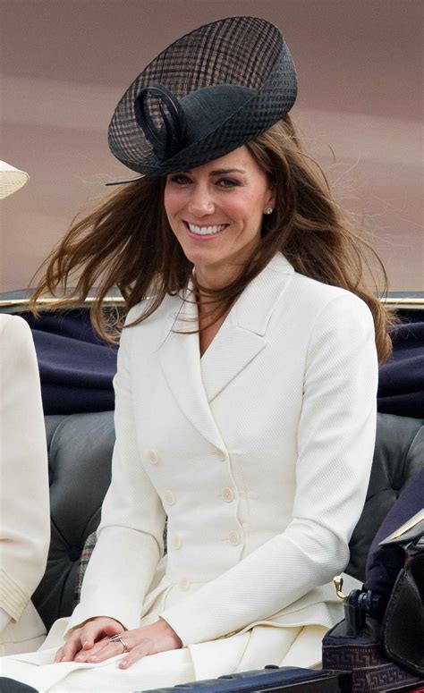 Kate ~ Trooping the Colour (2011) - Kate Middleton Photo (43272070 ...