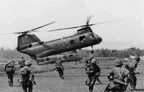 CH-46 Sea Knight Helicopter | Vietnam war, Vietnam, Vietnam war photos