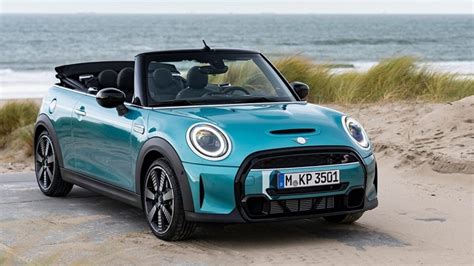 Out of Nowhere, 2023 Mini Cooper Convertible Experiences Unprecedented ...