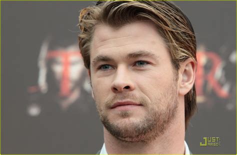 Chris Hemsworth: 'Thor' Photo Call in Rome!: Photo 2535697 | Chris ...