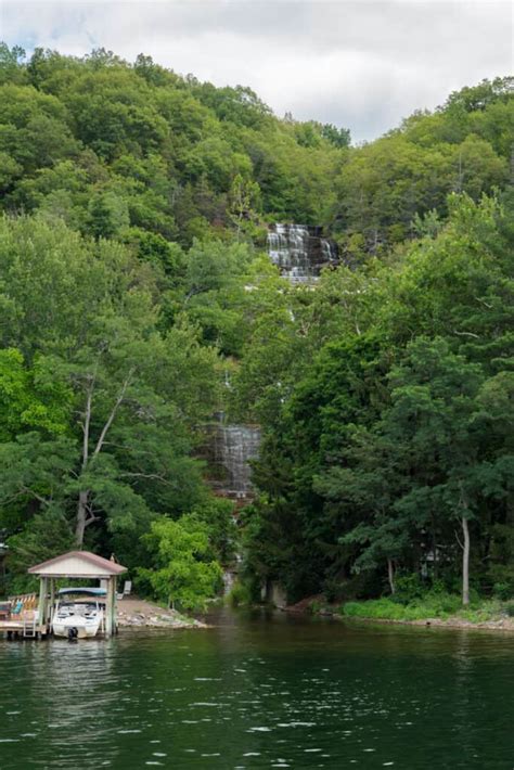 Cruising Seneca Lake with Captain Bill's Boat Tours - Uncovering New York