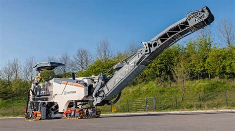 Cold milling machines W 120 CF W 120 CFi - WIRTGEN GmbH | Road pavement, Surface mining, Milling ...