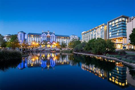 GAYLORD TEXAN RESORT & CONVENTION CENTER - Updated 2023 Prices & Resort ...