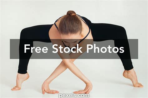 Spider Pose Photos, Download The BEST Free Spider Pose Stock Photos ...