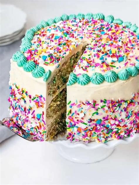 20 Homemade Vegan Birthday Cake Recipes | Aglow Lifestyle