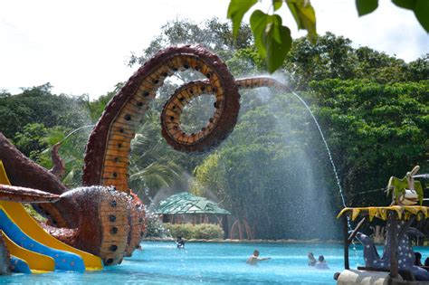 Antioquia’s Best Waterpark: Hacienda Nápoles - Casacol