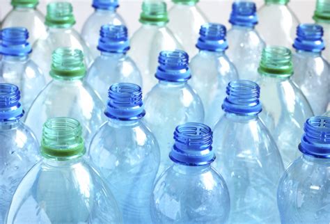 How are plastic bottles recycled? | How It Works